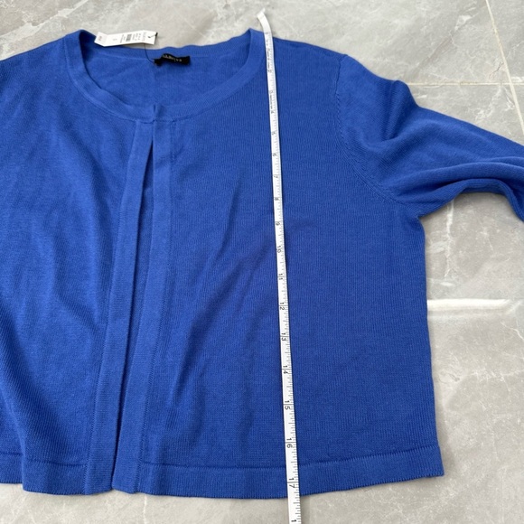 Women’s Talbots Cropped Hook & Eye Shrug Cardigan Sweater Small - Picture 14 of 15